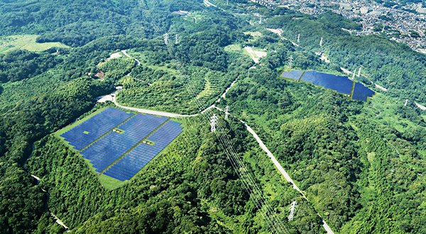 写真：太陽光発電